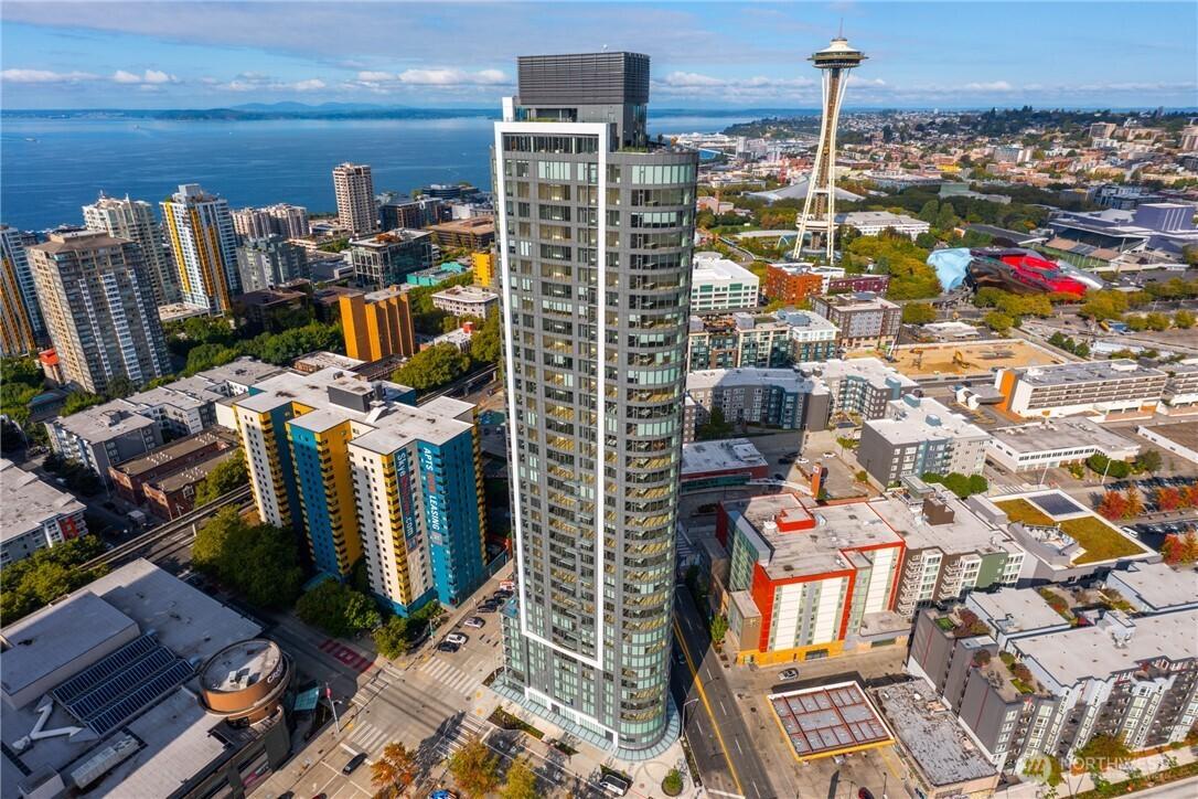 2510 6th Avenue #3301, Seattle, WA 98121